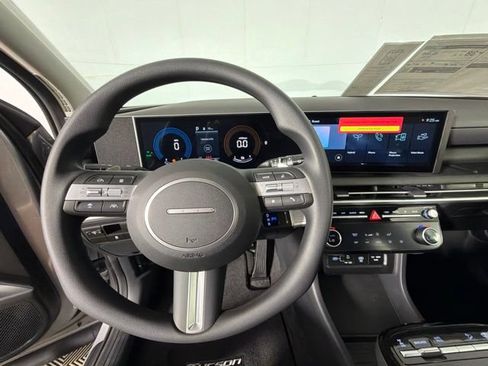 New 2026 Hyundai Tucson Blue SE AWD/4WD image 17