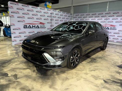 Used 2025 Hyundai Sonata SEL FWD image 4