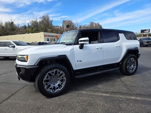 Used 2024 GMC Hummer EV 3X AWD/4WD image 3