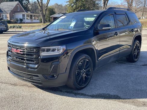 Used 2023 GMC Acadia SLT w/ Elevation Edition image 8