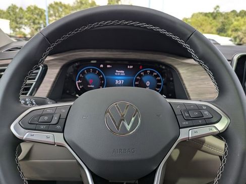 New 2026 Volkswagen Atlas SEL image 33