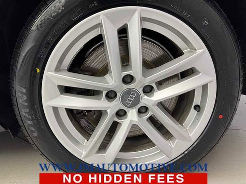 Used 2017 Audi A4 2.0T Premium image 9