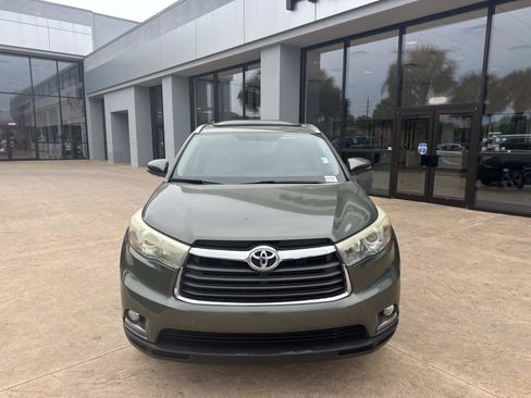 Used 2014 Toyota Highlander Limited image 8