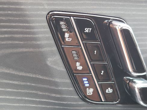 New 2025 Cadillac Lyriq Sport w/ LPO, Floor Liner Package RWD image 29