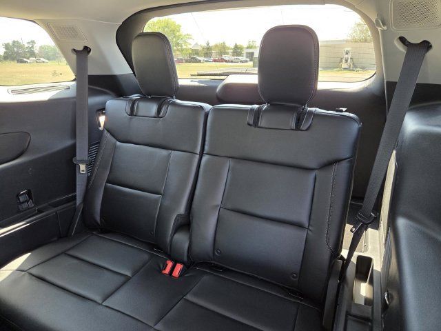 Used 2021 Ford Explorer Limited w/ Equipment Group 301A RWD image 31