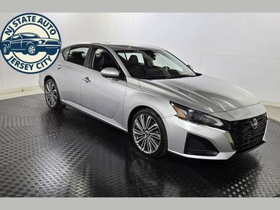 Used 2023 Nissan Altima 2.5 SL