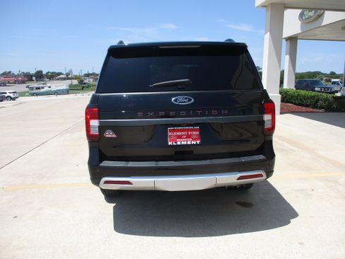 Used 2023 Ford Expedition Timberline image 7