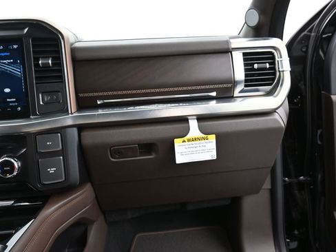 Used 2025 Ford F250 King Ranch w/ Chrome Package image 24