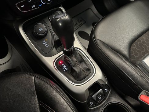 Used 2021 Jeep Compass Latitude w/ Convenience Group image 16