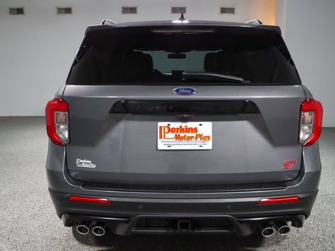 Used 2023 Ford Explorer ST w/ Technology Package AWD/4WD image 8