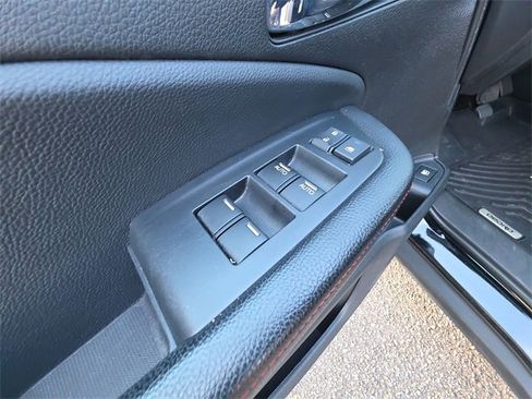 Used 2021 Honda Ridgeline Black Edition image 13