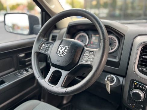 Used 2018 RAM 1500 Express w/ Express Value Package image 11