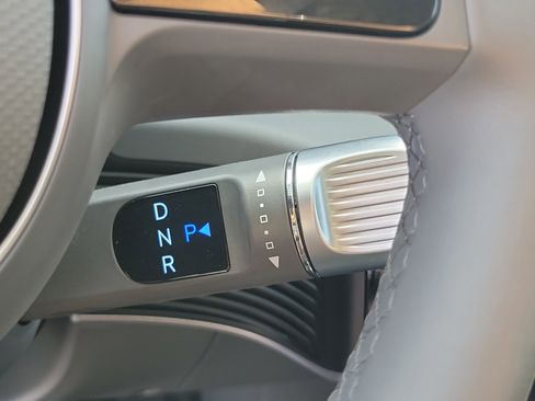 Certified 2024 Hyundai Ioniq 5 SEL image 18