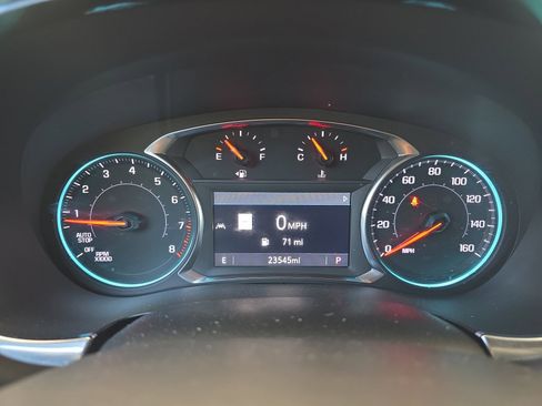 Used 2023 Chevrolet Traverse RS image 18