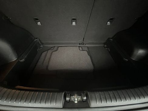 Used 2025 Kia Soul LX w/ LX Technology Package image 31