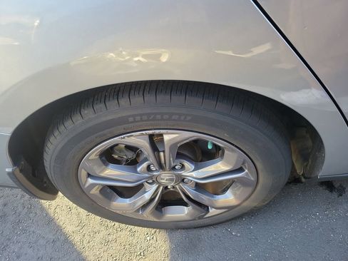 Used 2023 Honda Accord EX image 12