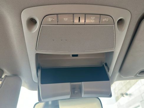 Used 2016 Nissan Rogue S image 25