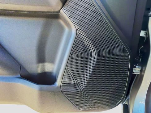 Used 2023 Chevrolet Colorado LT w/ LT Convenience Package image 22