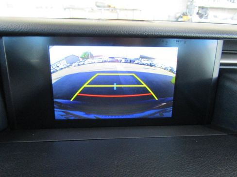 Used 2015 Lexus IS 250 image 18