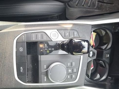 Used 2022 BMW 430i xDrive Convertible w/ Convenience Package image 14