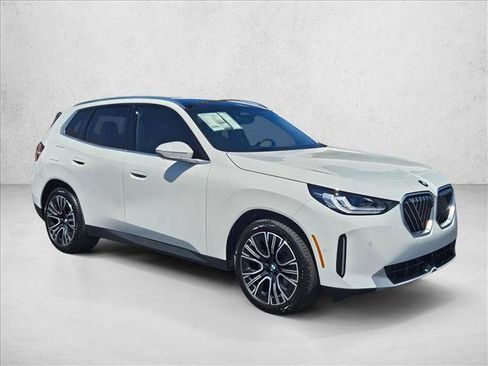 Used 2025 BMW X3 xDrive30i image 7