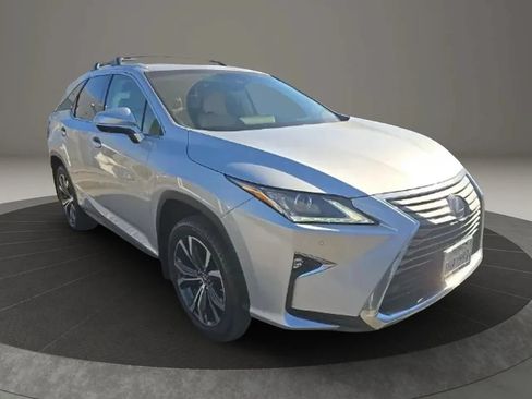 Used 2019 Lexus RX 450hL Premium w/ Premium Package AWD/4WD image 2