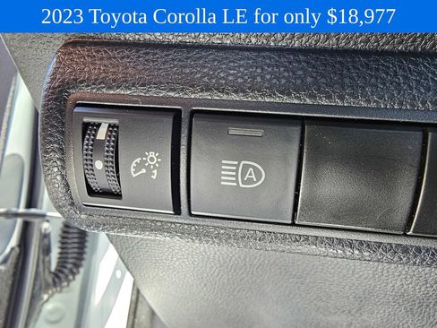 Used 2023 Toyota Corolla LE FWD image 22