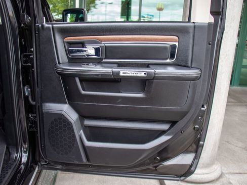 Used 2015 RAM 1500 Laramie AWD/4WD image 23