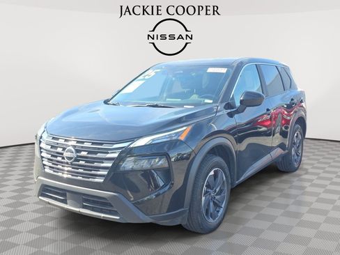 Used 2025 Nissan Rogue SV FWD image 1
