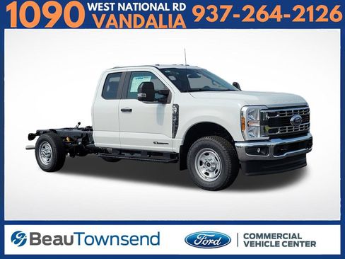 New 2026 Ford F350 XL w/ XL Chrome Package AWD/4WD image 1