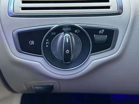 Certified 2021 Mercedes-Benz C 300 Sedan image 31