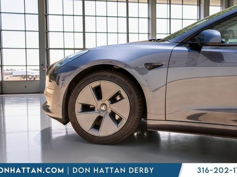 Used 2021 Tesla Model 3 Standard Range Plus RWD image 35