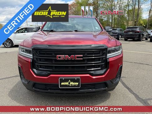 Certified 2023 GMC Acadia SLE w/ Elevation Edition AWD/4WD image 6