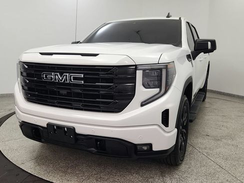 Used 2026 GMC Sierra 1500 Elevation w/ Elevation Premium Package AWD/4WD image 11