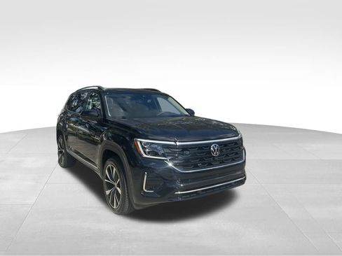 New 2026 Volkswagen Atlas SEL Premium R-Line AWD/4WD image 2