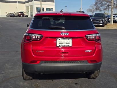 Used 2025 Jeep Compass Latitude