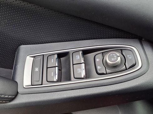 Used 2023 Subaru Ascent Limited w/ Technology Package image 15