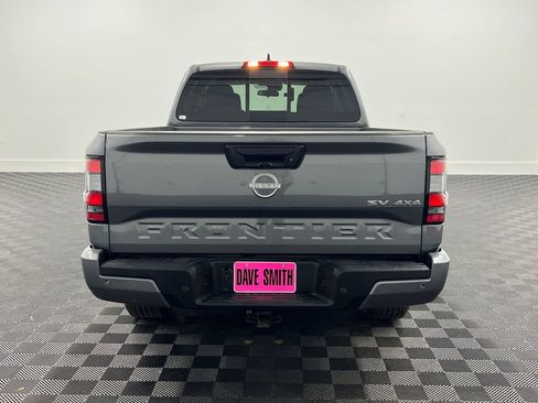 Used 2024 Nissan Frontier SV w/ Technology Package AWD/4WD image 10