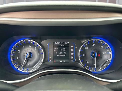 Used 2023 Chrysler Voyager LX FWD image 22