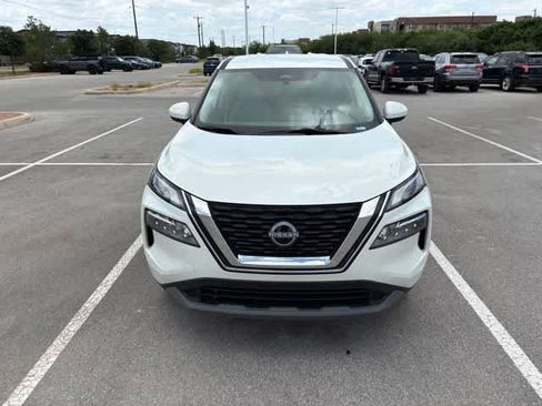 Used 2023 Nissan Rogue SV FWD image 8