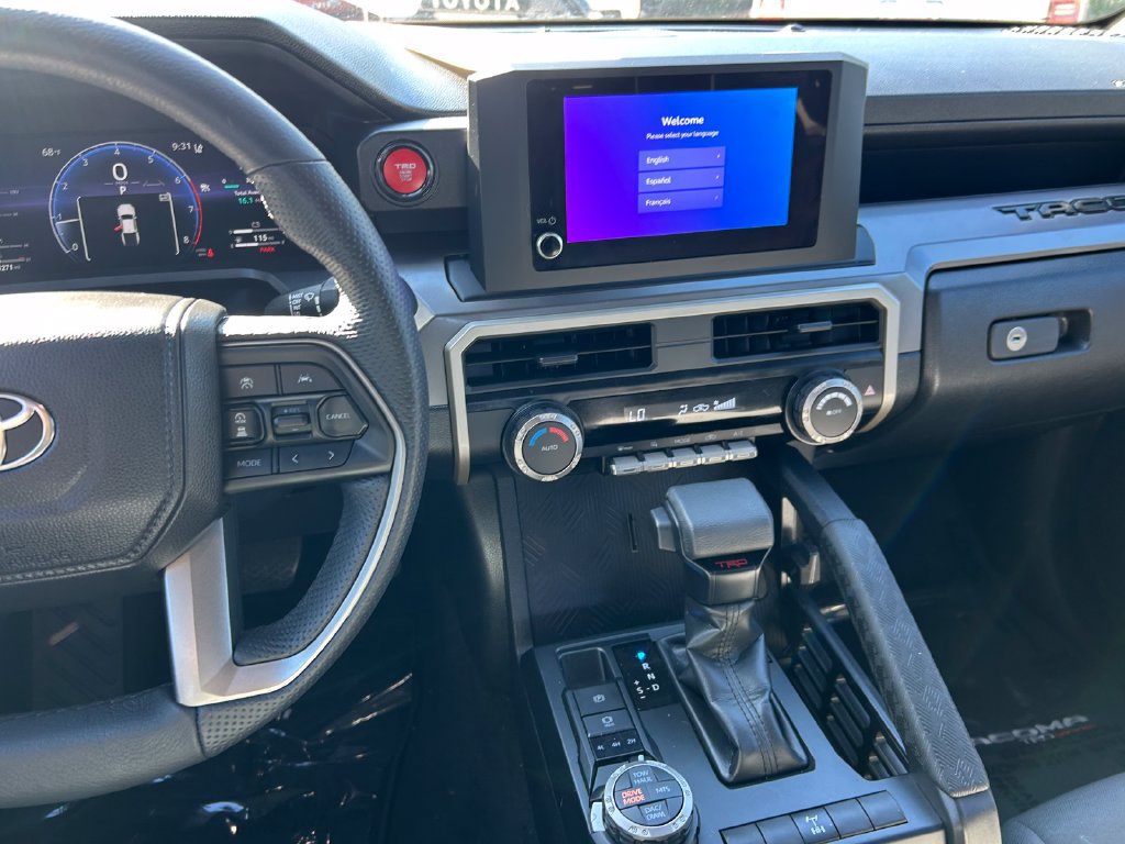 Certified 2026 Toyota Tacoma TRD Off-Road AWD/4WD image 18