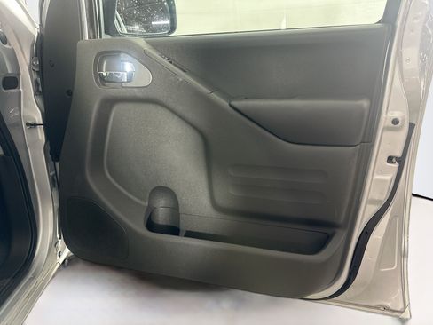 Used 2019 Nissan Frontier SV w/ Value Truck Package AWD/4WD image 26