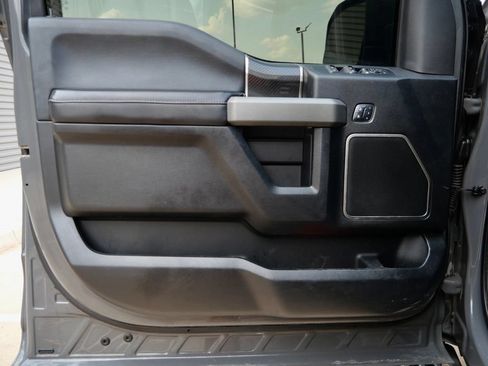 Used 2018 Ford F150 Raptor w/ Equipment Group 802A Luxury AWD/4WD image 18