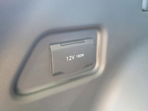 New 2026 Hyundai Tucson Blue SE image 9