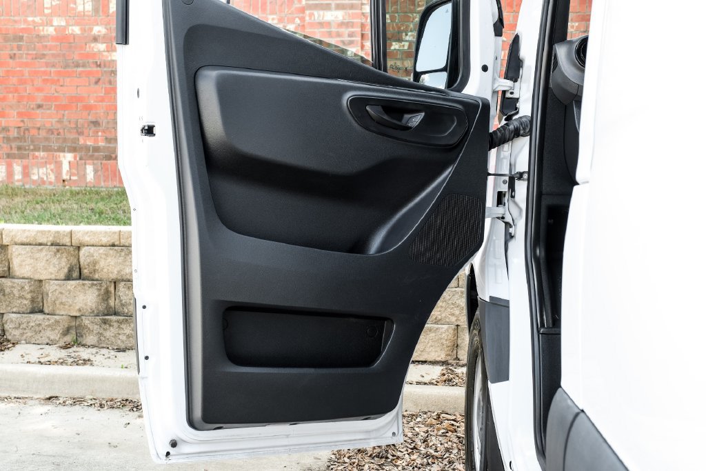 Used 2019 Mercedes-Benz Sprinter 170 w/ Driver Convenience Package image 39