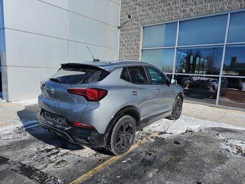 Used 2024 Buick Encore GX Sport Touring image 3