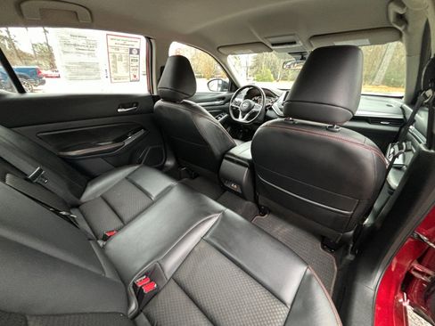 Used 2024 Nissan Altima 2.5 SR image 19