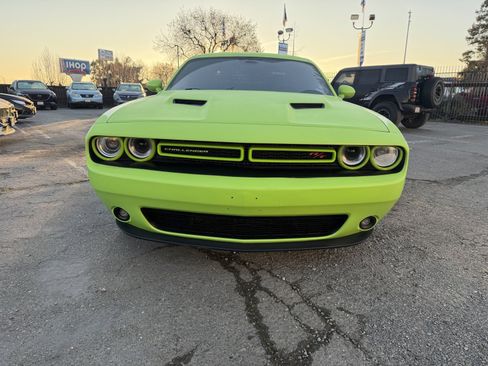 Used 2015 Dodge Challenger R/T w/ Quick Order Package 28B R/T image 8