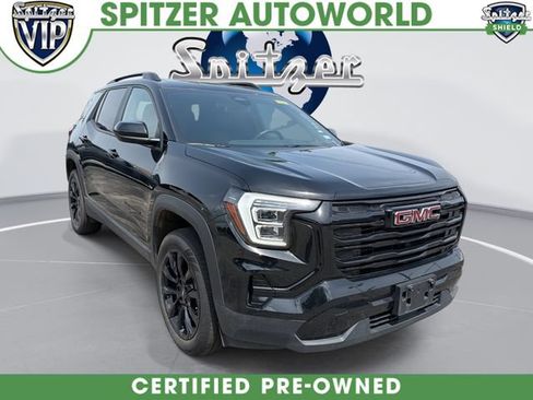 Used 2026 GMC Terrain Elevation w/ Elevation Premium Package FWD image 1