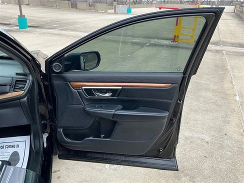 Used 2022 Honda CR-V Touring image 30